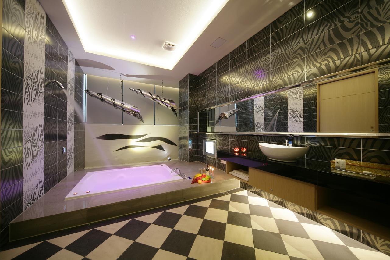 Dubai Villa Motel Daya Exteriör bild