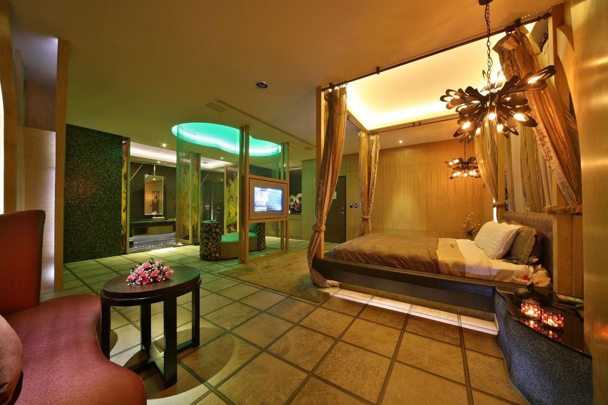 Dubai Villa Motel Daya Exteriör bild